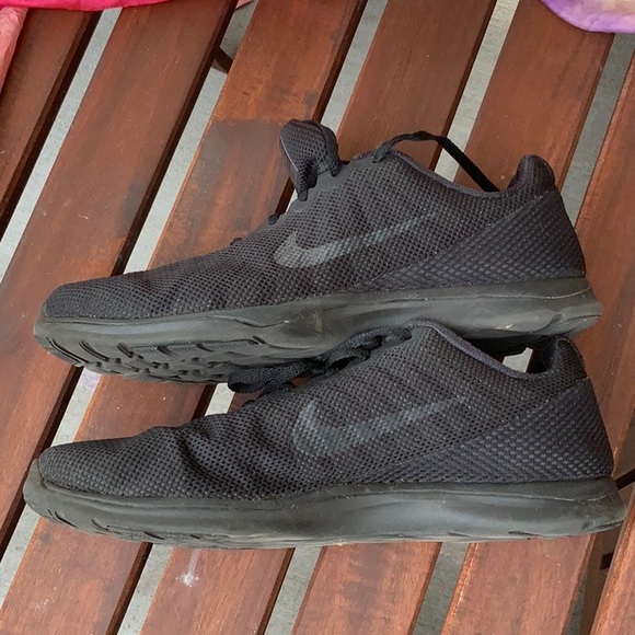 nike training in season tr 6 black